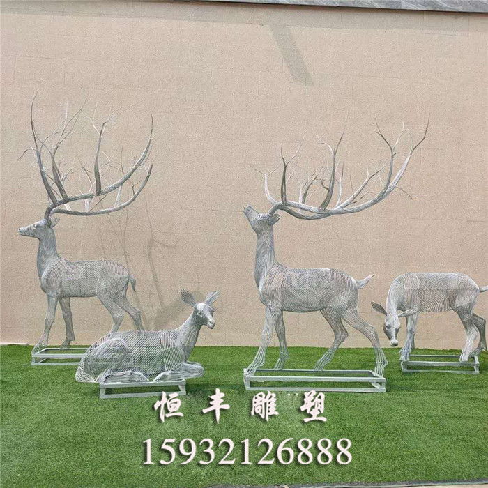 不锈钢鹿雕塑展示